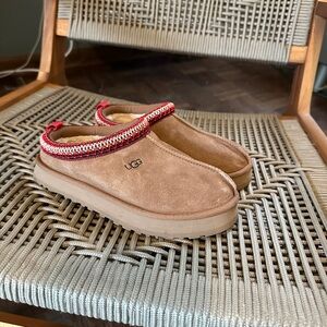 UGG Chestnut Tazz Slippers